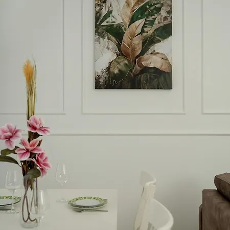 Jednosci Narodowej Stylowy Apartament By Renters * Wrocław
