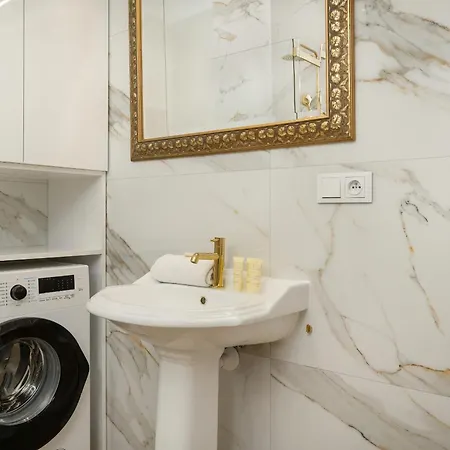 Jednosci Narodowej Stylowy Apartament By Renters Appartement Wrocław