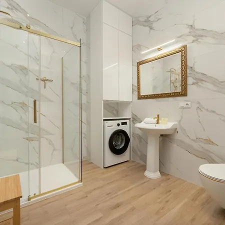 Appartement Jednosci Narodowej Stylowy Apartament By Renters *