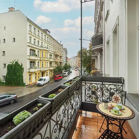 Jednosci Narodowej Stylowy Apartament By Renters Wrocław