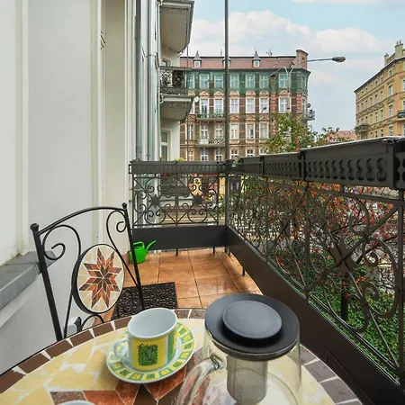 Jednosci Narodowej Stylowy Apartament By Renters * Wrocław