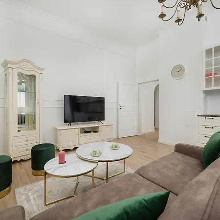Jednosci Narodowej Stylowy Apartament By Renters 브로츠와프